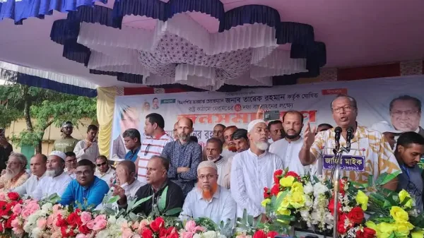 হোম » রাজনীতি » দেশ ফ্যাসিবাদমুক্ত হলেও গণতন্ত্র প্রতিষ্ঠার প্রতিবন্ধকতা এখনো শেষ হয়নি