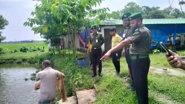 “সুনামগঞ্জের ছাতকের আনসার সদস্য ও সফল উদ্যোক্তা হাবিবুর রহমান তার ফার্মে”